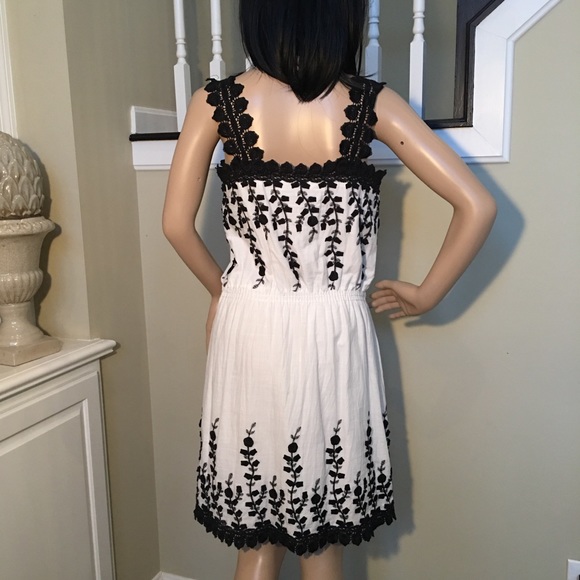 Max Studio Dress - Picture 4 of 6